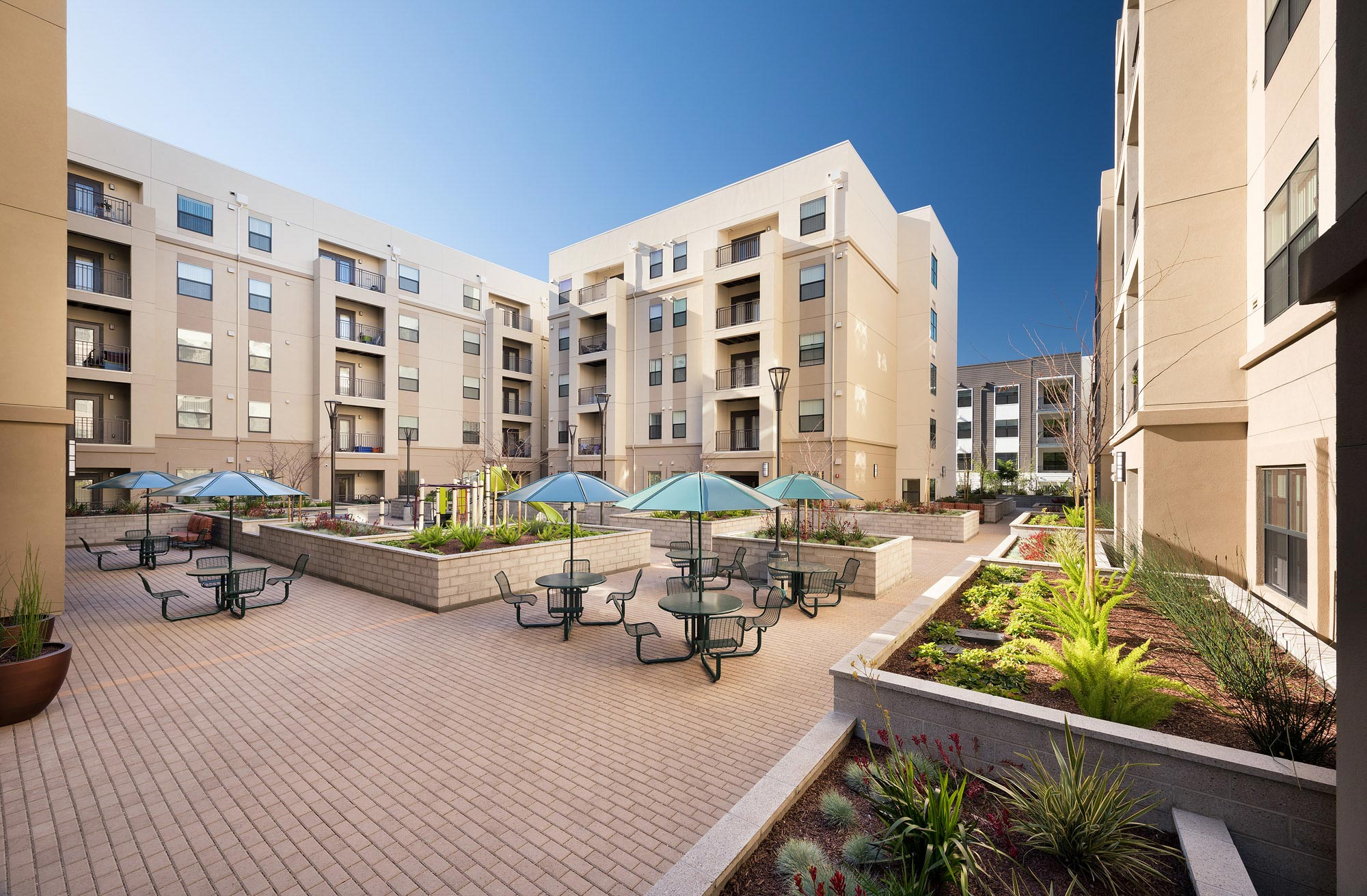Alta Mira Apartments in Hayward California